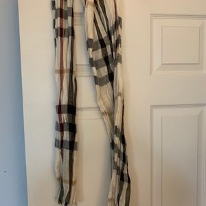 Burberry scarf